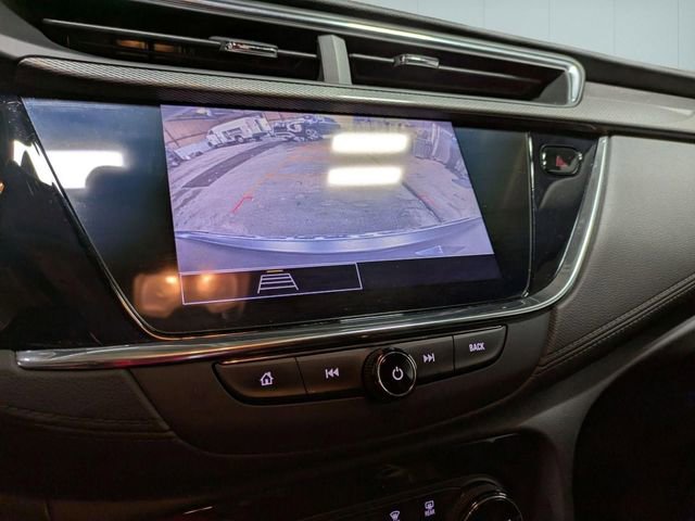 Used 2023 Buick Encore GX Essence image 18