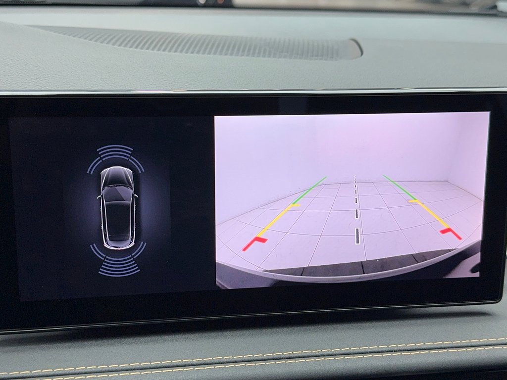 New 2025 Alfa Romeo Tonale w/ Premium Package image 24