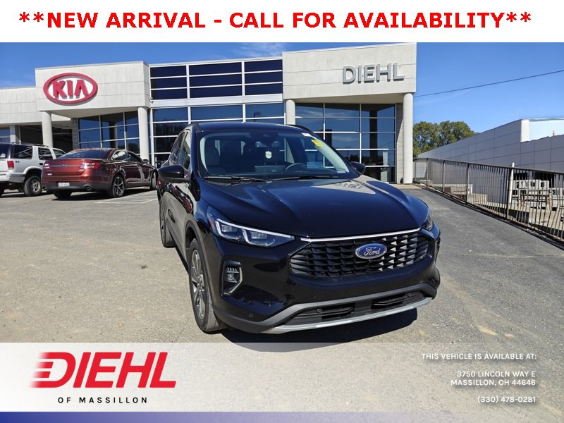 Used 2023 Ford Escape Platinum w/ Premium Technology Package