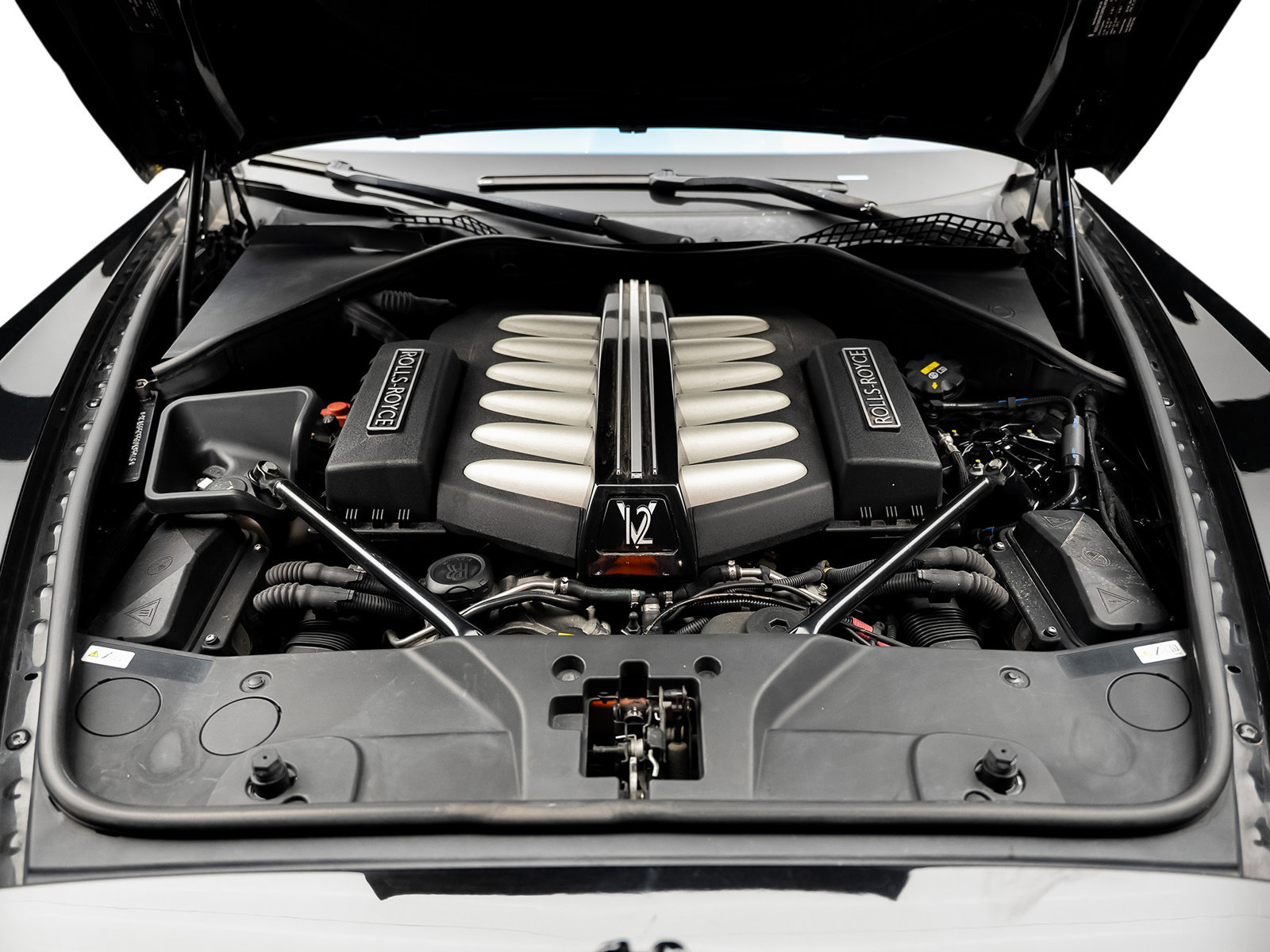Used 2016 Rolls-Royce Wraith RWD image 58