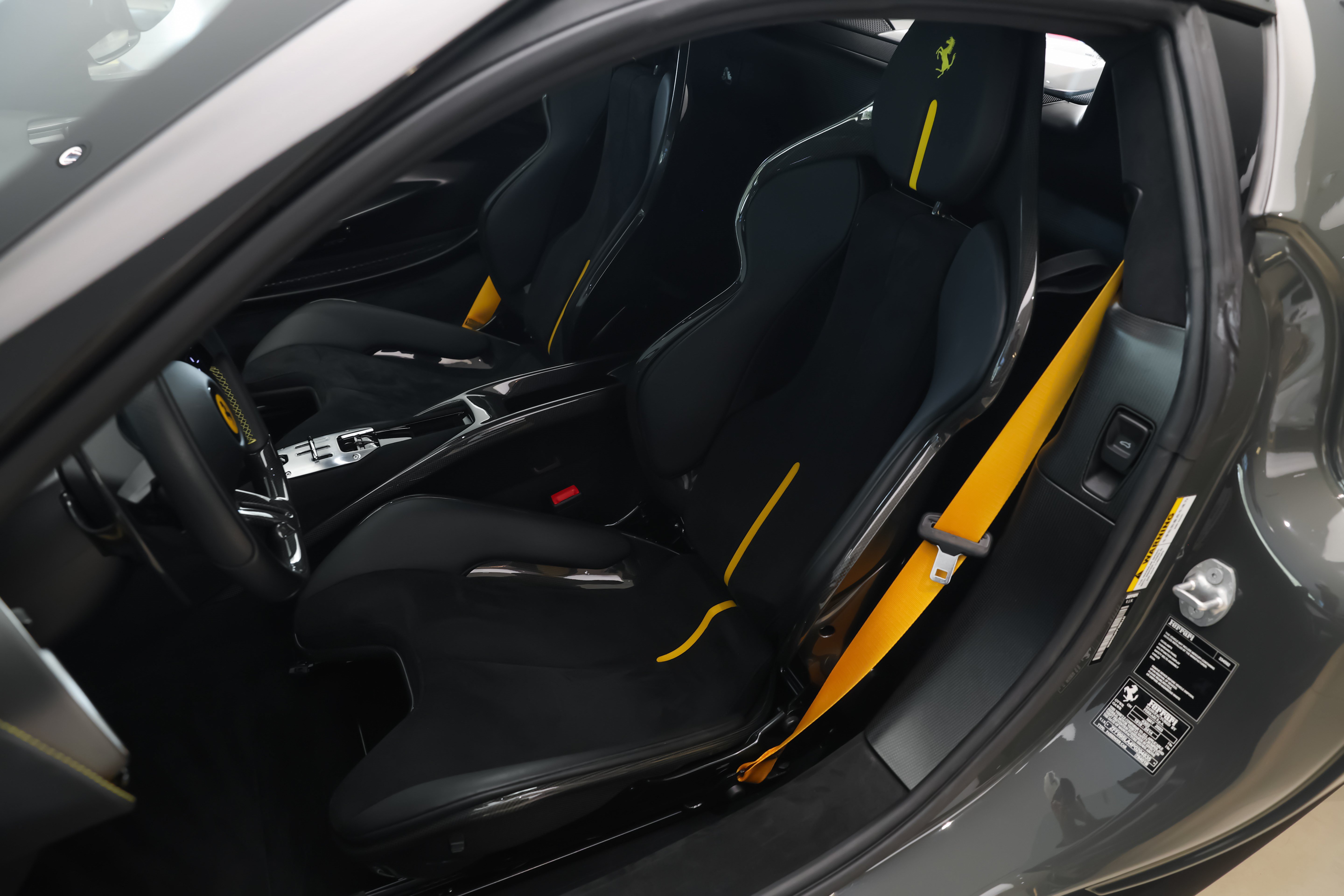 Used 2023 Ferrari 296 GTB RWD image 10