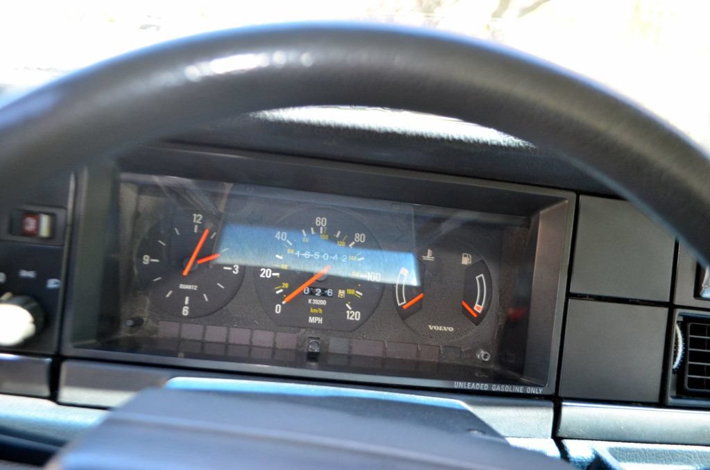 Used 1992 Volvo 240 Wagon RWD image 19