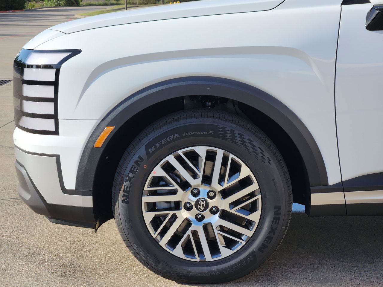 New 2027 Hyundai Palisade SEL FWD image 5