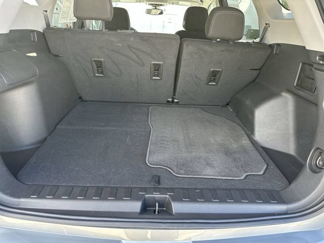 Used 2023 GMC Terrain SLE w/ Elevation Edition FWD image 22