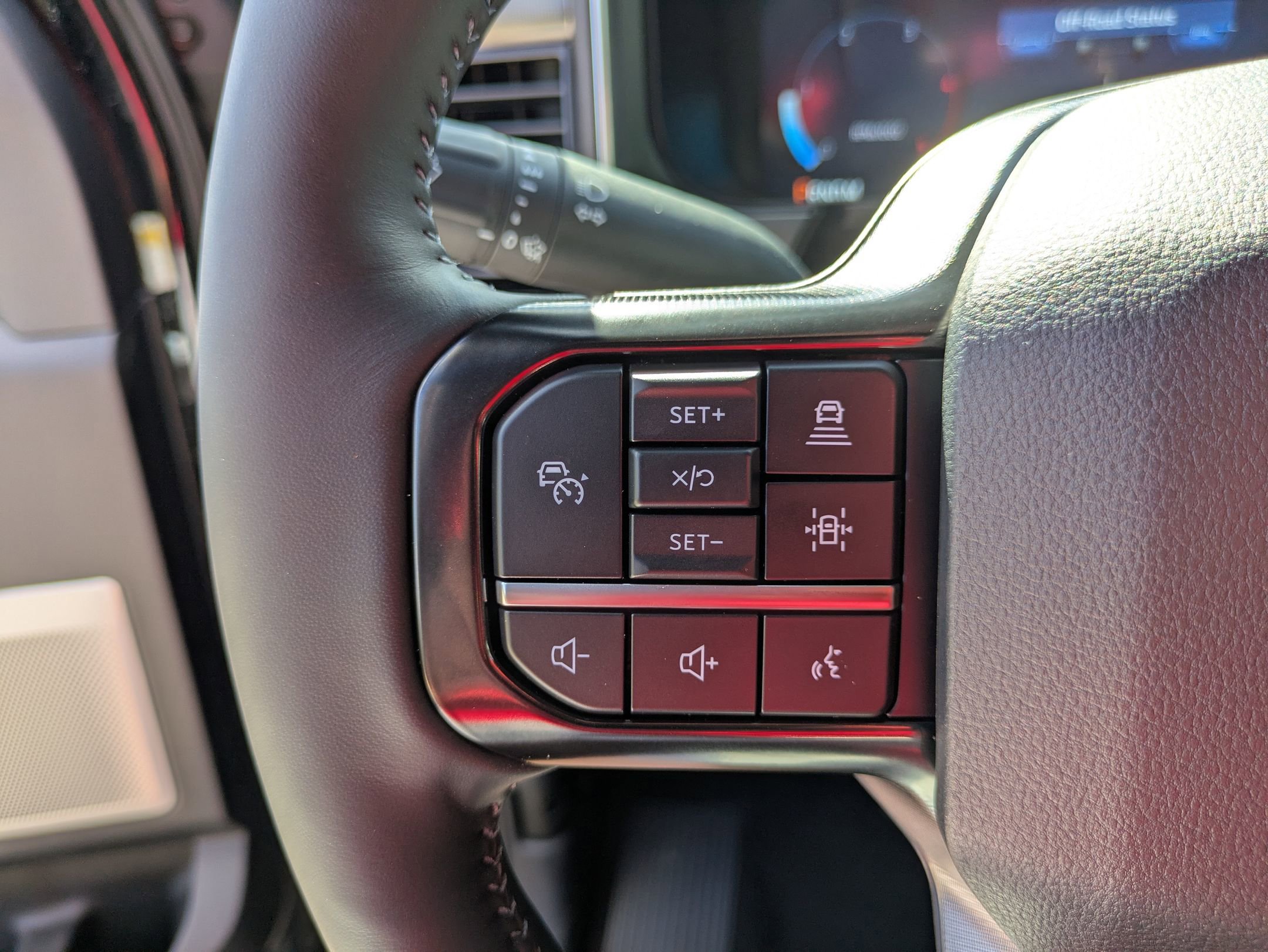 New 2026 Ford F350 Platinum w/ Tremor Off-Road Package image 19