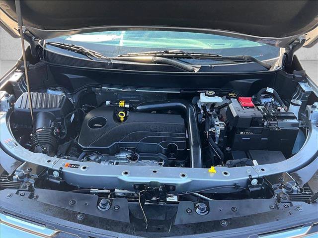Used 2025 Chevrolet Equinox LT w/ Safety and Technology Package FWD image 11