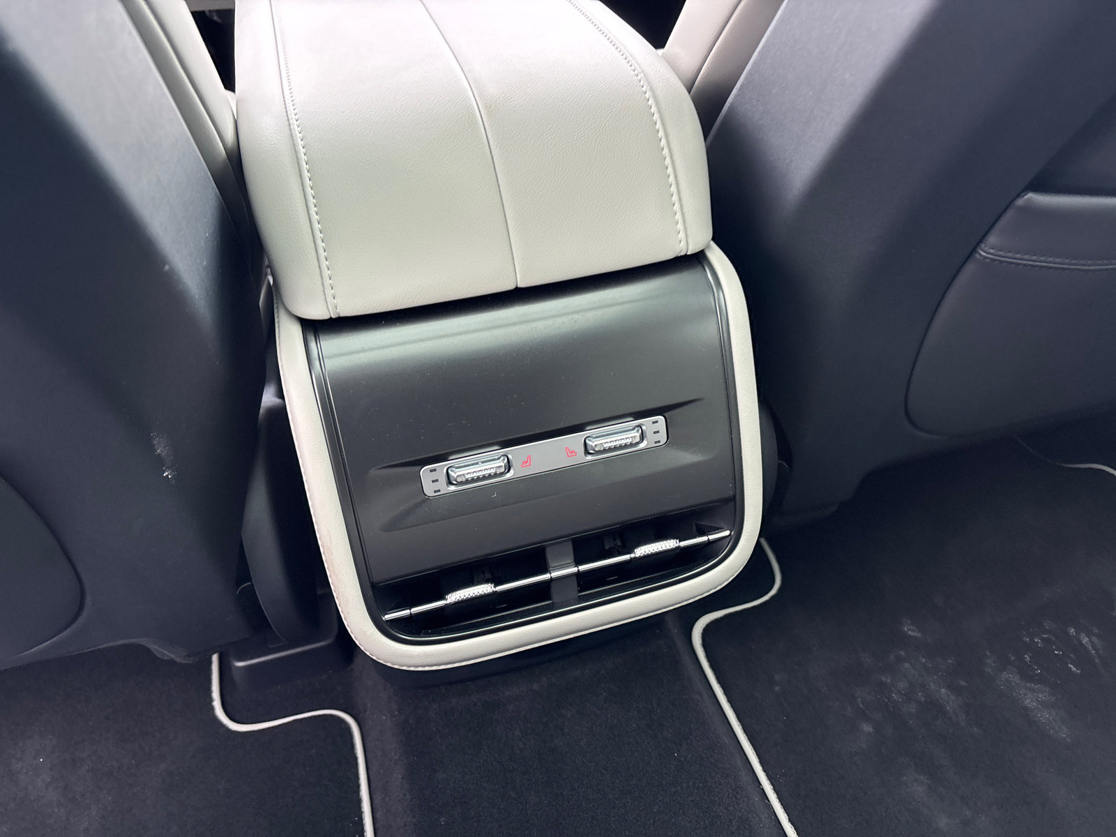 New 2026 Lincoln Nautilus Reserve w/ Jet Appearance Package AWD/4WD image 33