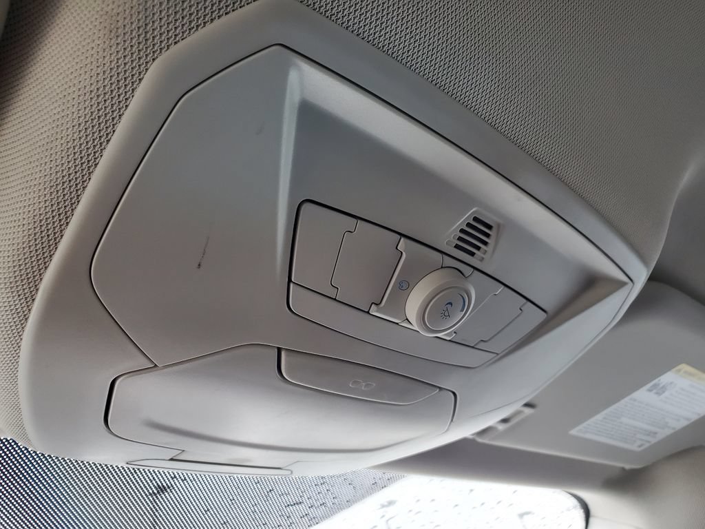 Used 2013 Ford Focus Titanium FWD image 20