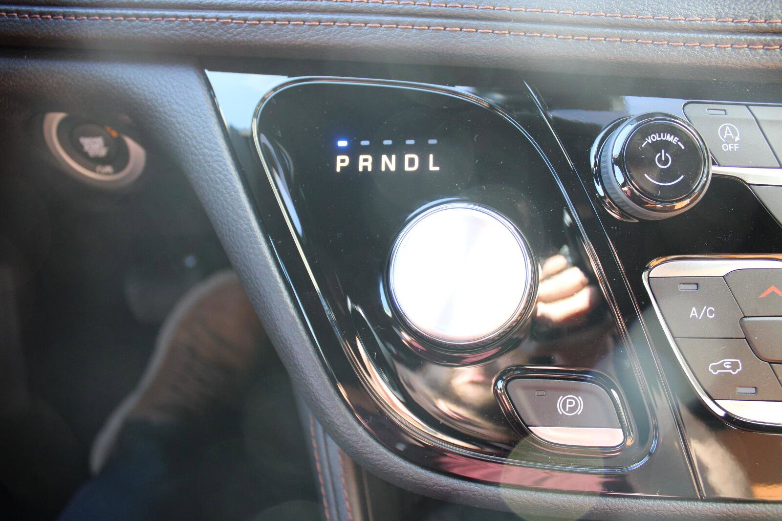 New 2026 Chrysler Pacifica Pinnacle image 22