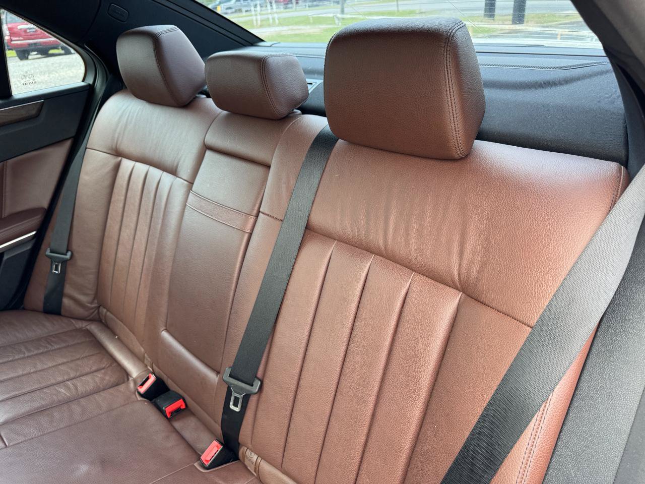 Used 2014 Mercedes-Benz E 350 Sedan image 15
