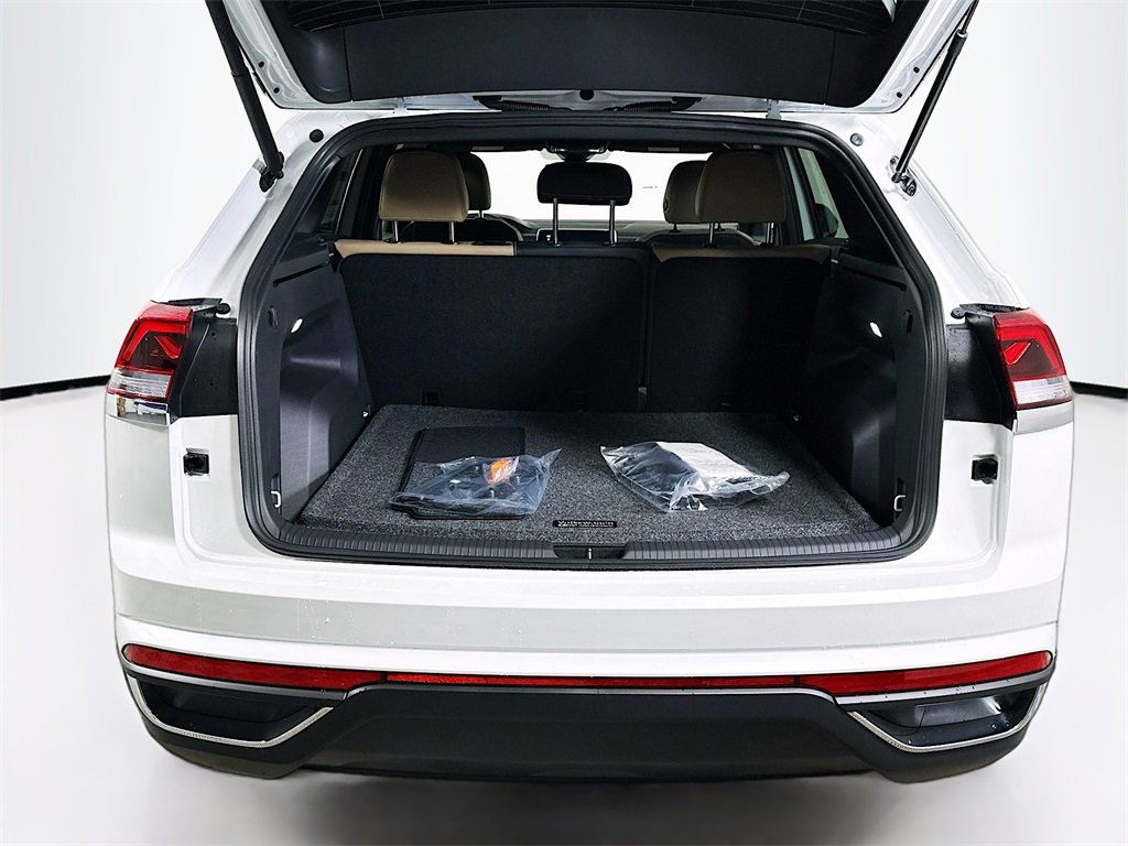 New 2026 Volkswagen Atlas Cross Sport SE image 16
