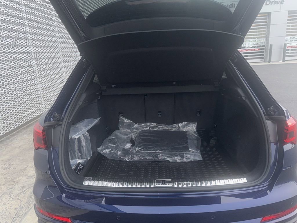 Used 2025 Audi Q3 2.0T Premium Plus w/ Premium Plus Package image 17