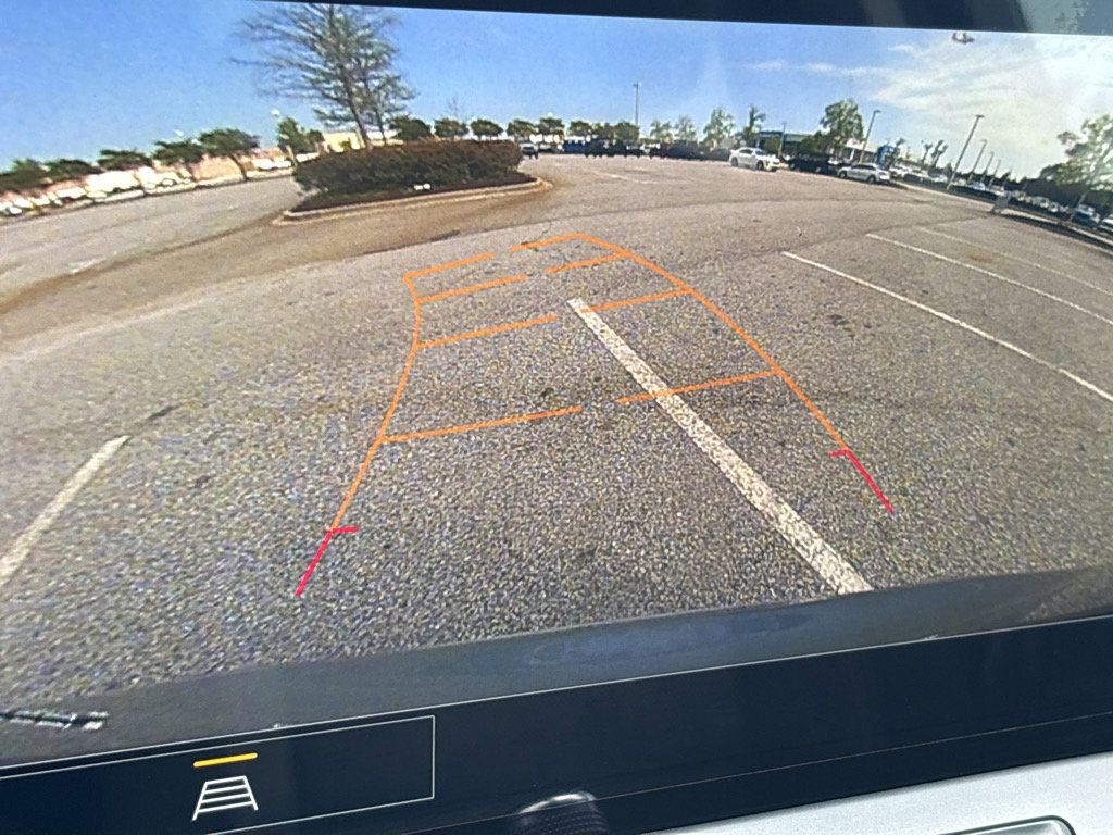 New 2025 Chevrolet Blazer LT w/ Convenience Package FWD image 30