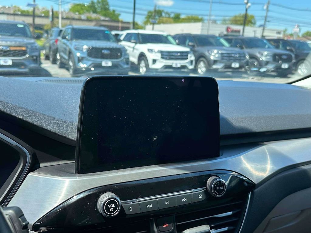 Used 2021 Ford Escape Titanium AWD/4WD image 27