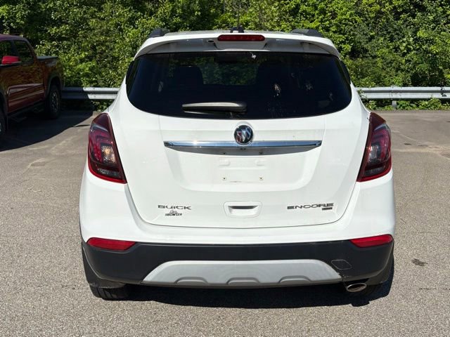 Used 2018 Buick Encore Sport Touring AWD/4WD image 4