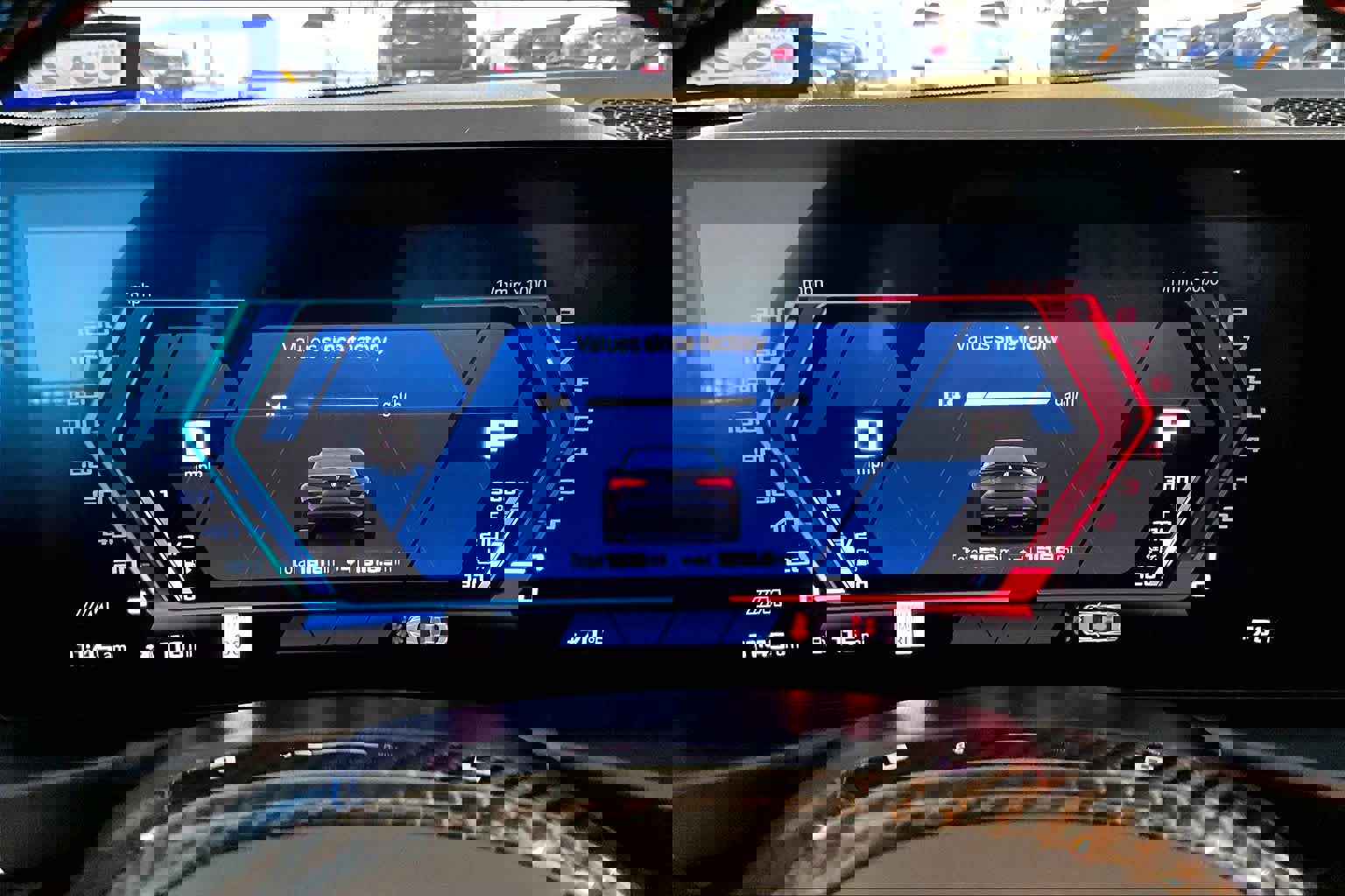 Used 2025 BMW M4 Competition image 25