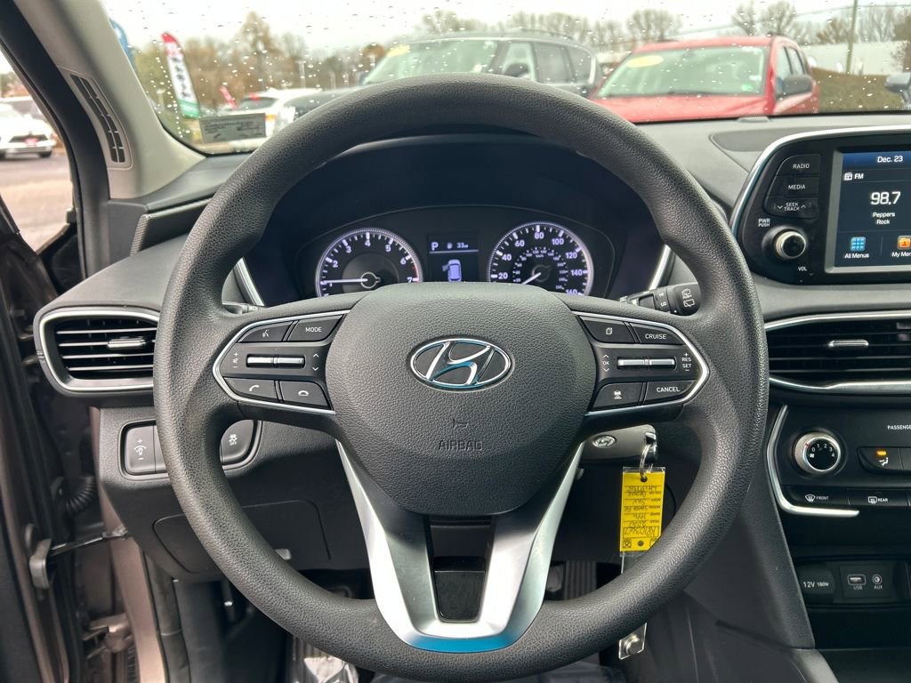 Used 2020 Hyundai Santa Fe SE w/ Cargo Package image 15