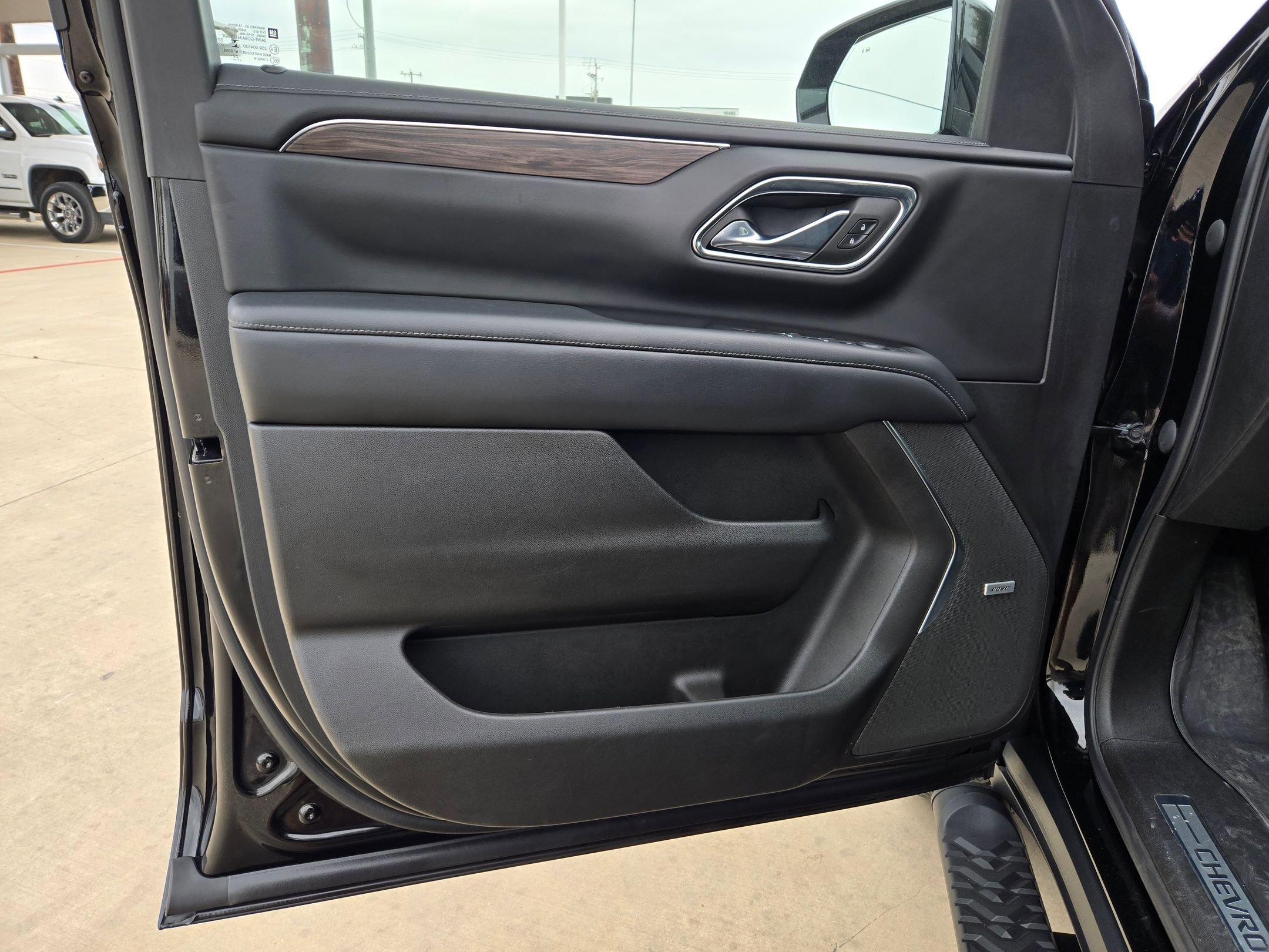 Certified 2023 Chevrolet Tahoe Z71 w/ Z71 Off-Road Package image 11