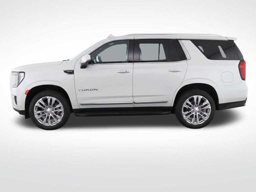 Used 2023 GMC Yukon SLT w/ SLT Luxury Package AWD/4WD image 7