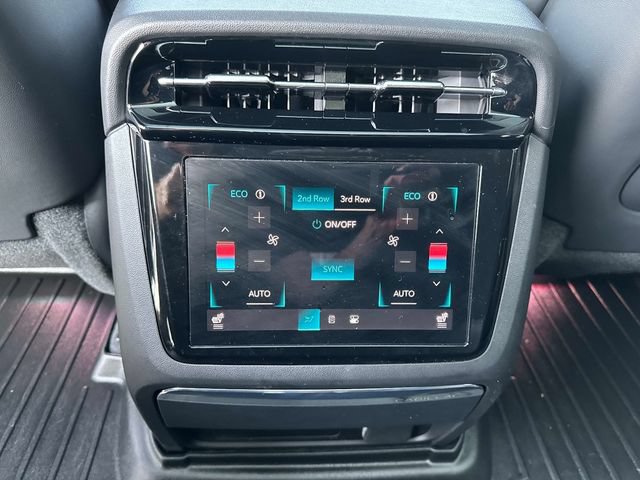 Certified 2026 Cadillac Escalade IQ Luxury 1 AWD/4WD image 16