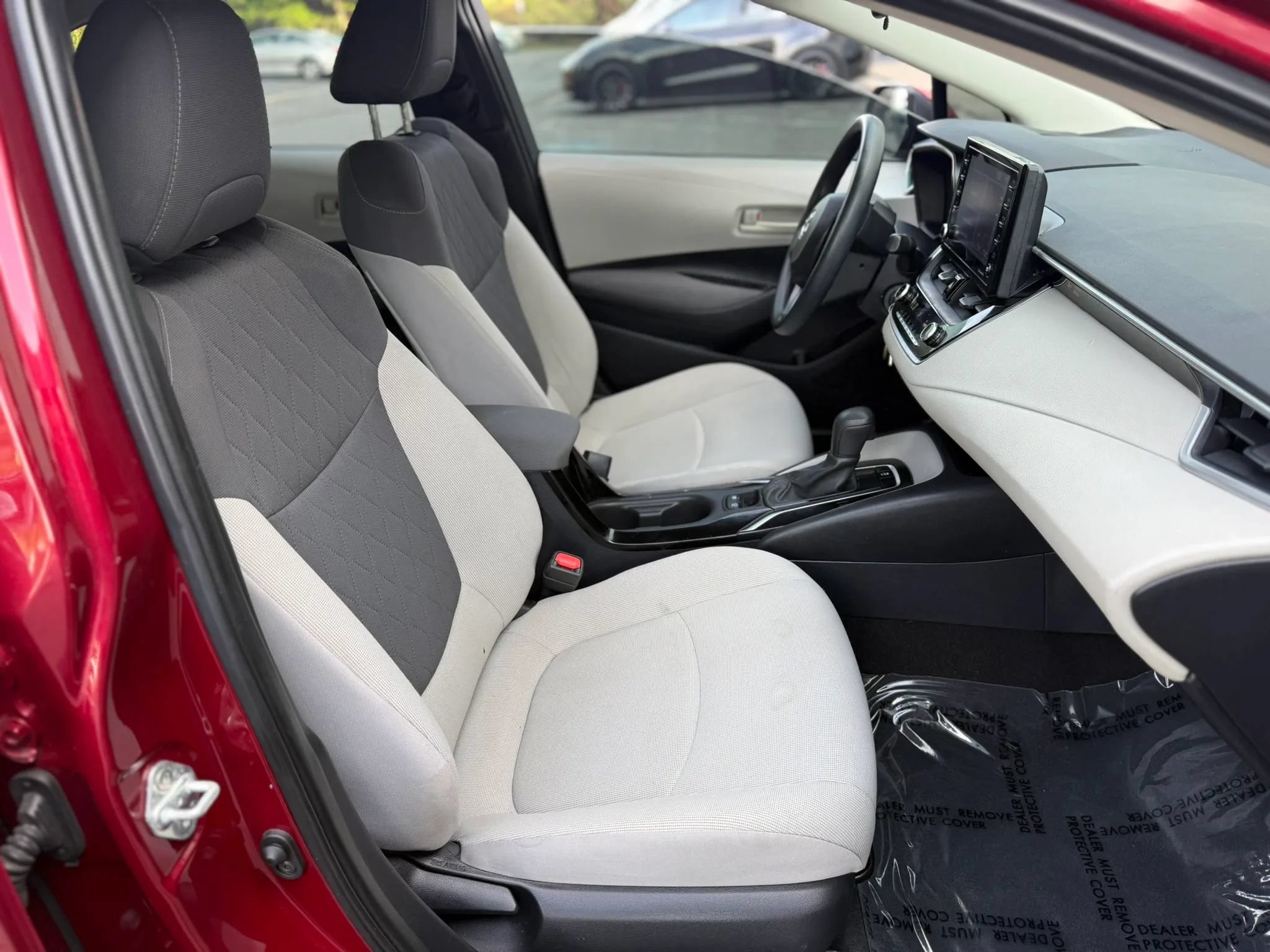Used 2022 Toyota Corolla LE FWD image 20