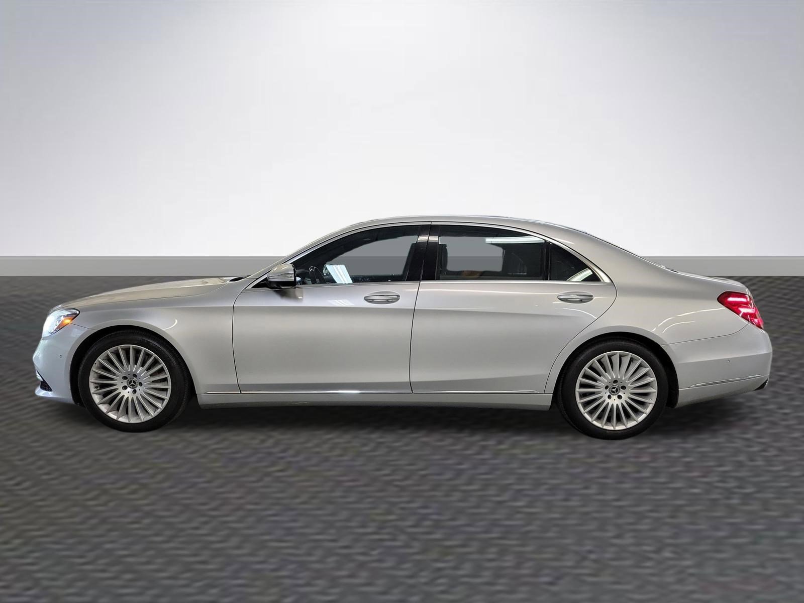 Used 2018 Mercedes-Benz S 560 S 560 image 4