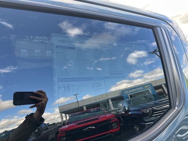 New 2026 Chevrolet Silverado 1500 Custom Trail Boss w/ LPO, Dark Essentials Package image 35