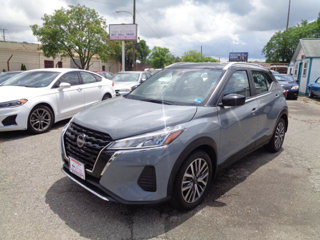 Used 2024 Nissan Kicks SV FWD image 2
