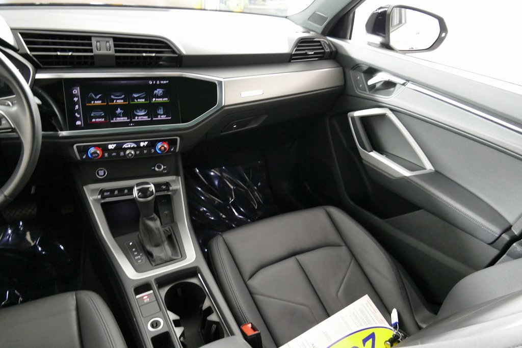 Used 2023 Audi Q3 2.0T Premium image 25