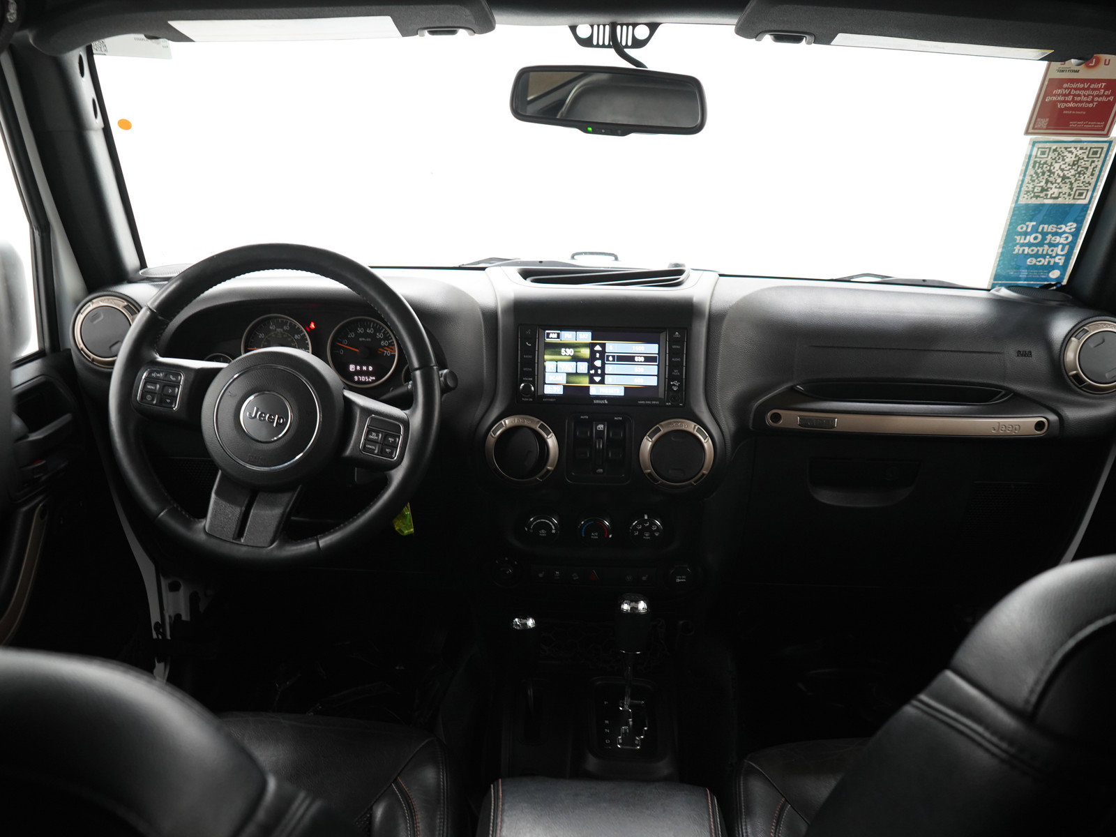 Used 2016 Jeep Wrangler Unlimited Sahara image 13