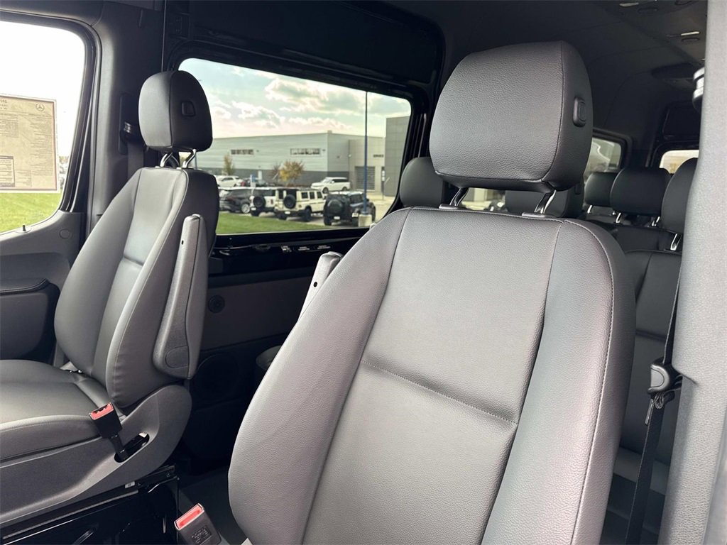 New 2026 Mercedes-Benz Sprinter 2500 image 28