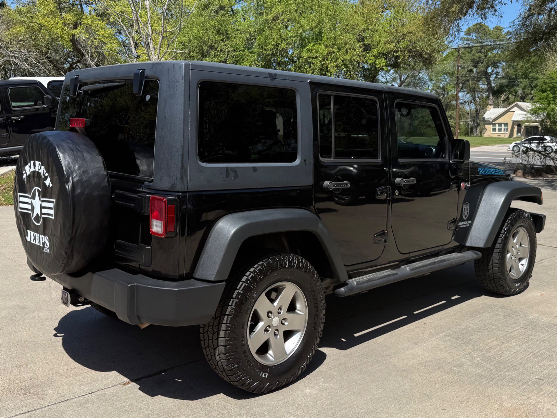 Used 2011 Jeep Wrangler Unlimited Rubicon w/ Connectivity Group image 15