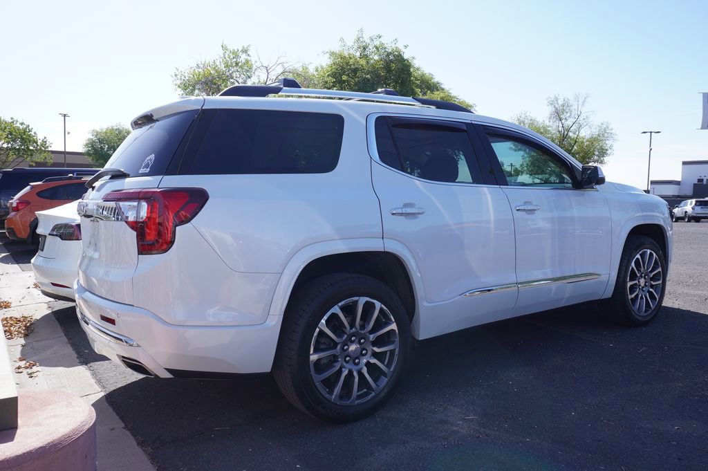 Used 2021 GMC Acadia Denali w/ Denali Technology Package FWD image 4