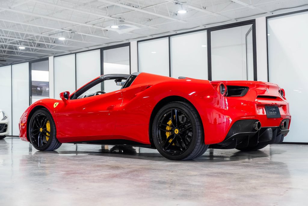 Used 2018 Ferrari 488 Spider RWD image 26