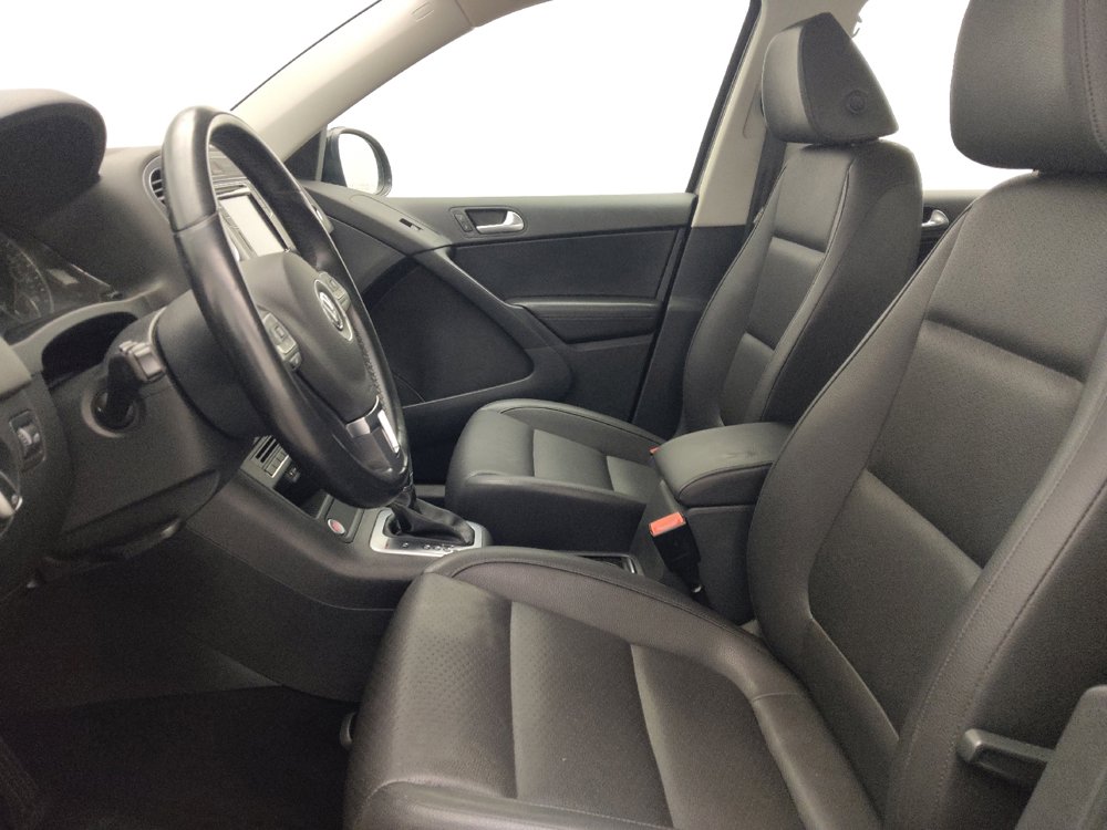 Used 2017 Volkswagen Tiguan S AWD/4WD image 17