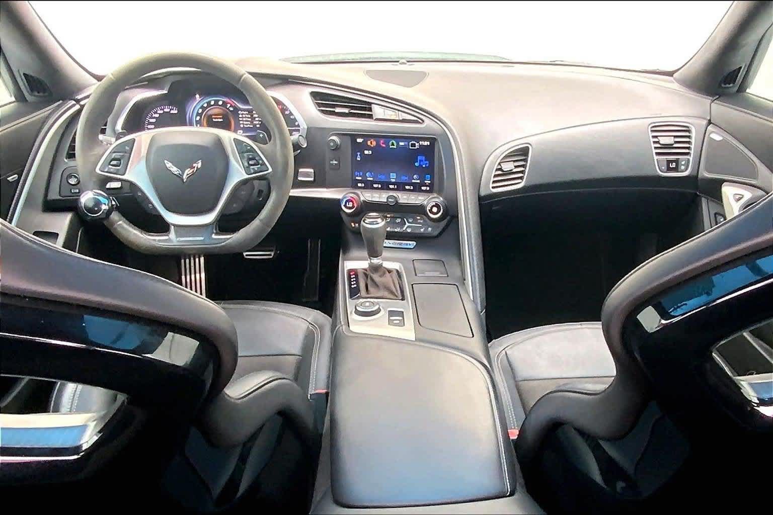 Used 2016 Chevrolet Corvette Stingray Coupe w/ 3LT Preferred Equipment Group RWD image 10