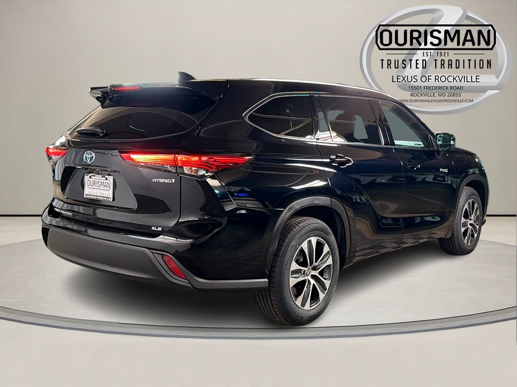 Used 2021 Toyota Highlander XLE image 8