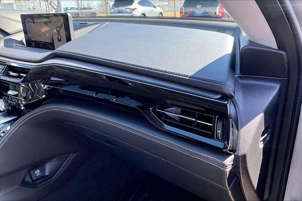 Used 2023 Acura MDX SH-AWD w/ Advance Package image 21