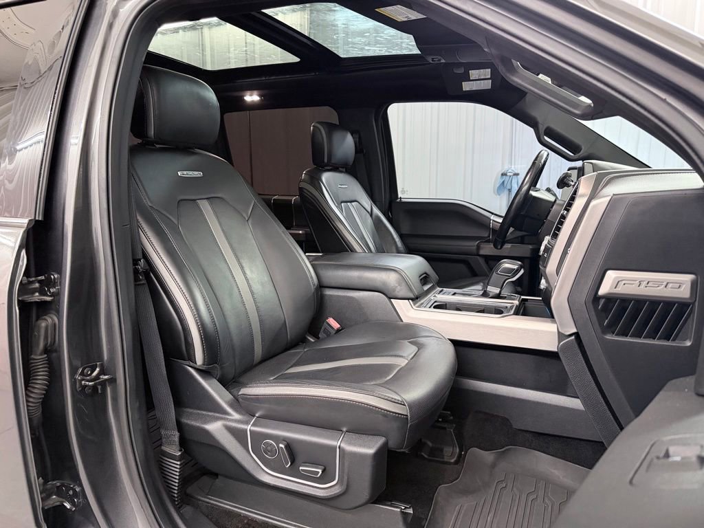 Used 2018 Ford F150 Platinum w/ Equipment Group 701A Luxury image 41