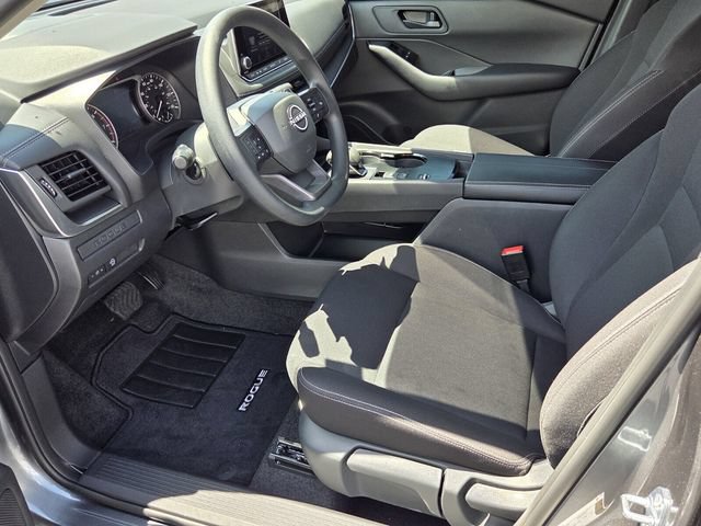 Used 2026 Nissan Rogue S FWD image 9