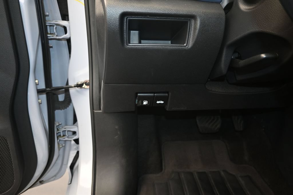 Used 2024 Nissan Versa SV FWD image 12