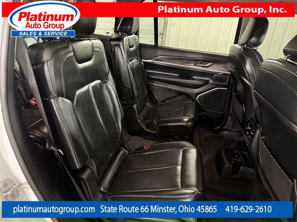 Used 2021 Jeep Grand Cherokee L Limited AWD/4WD image 39