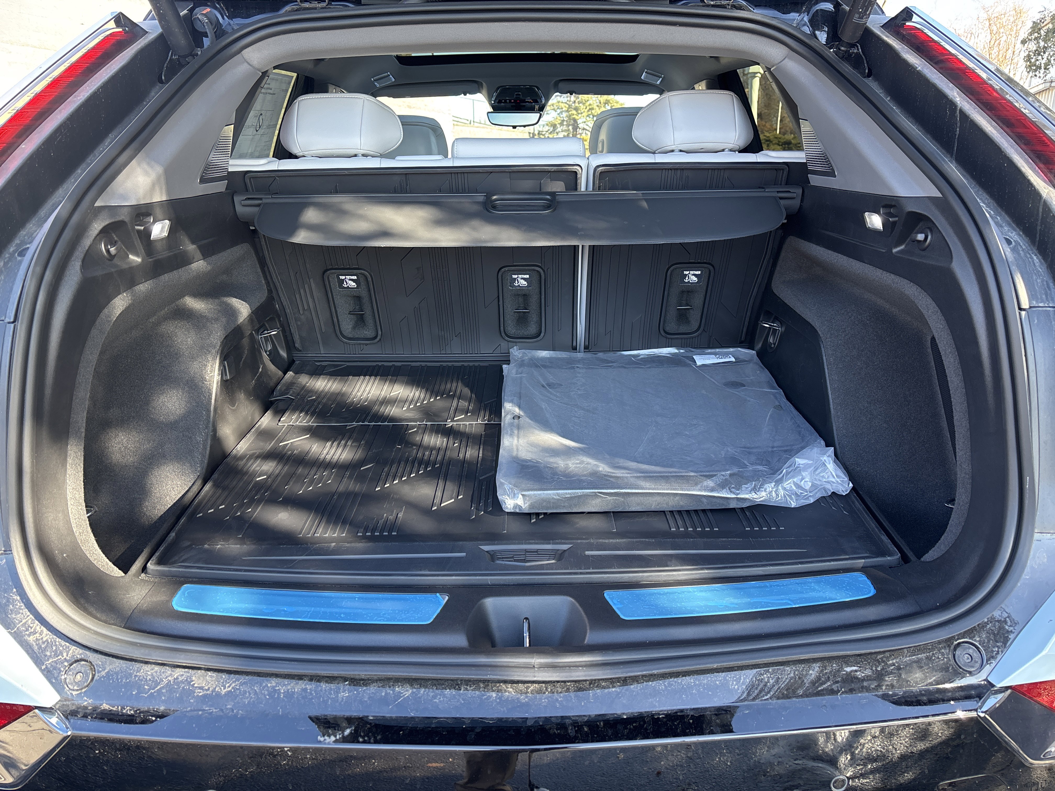 New 2026 Cadillac Optiq Sport 2 RWD image 32