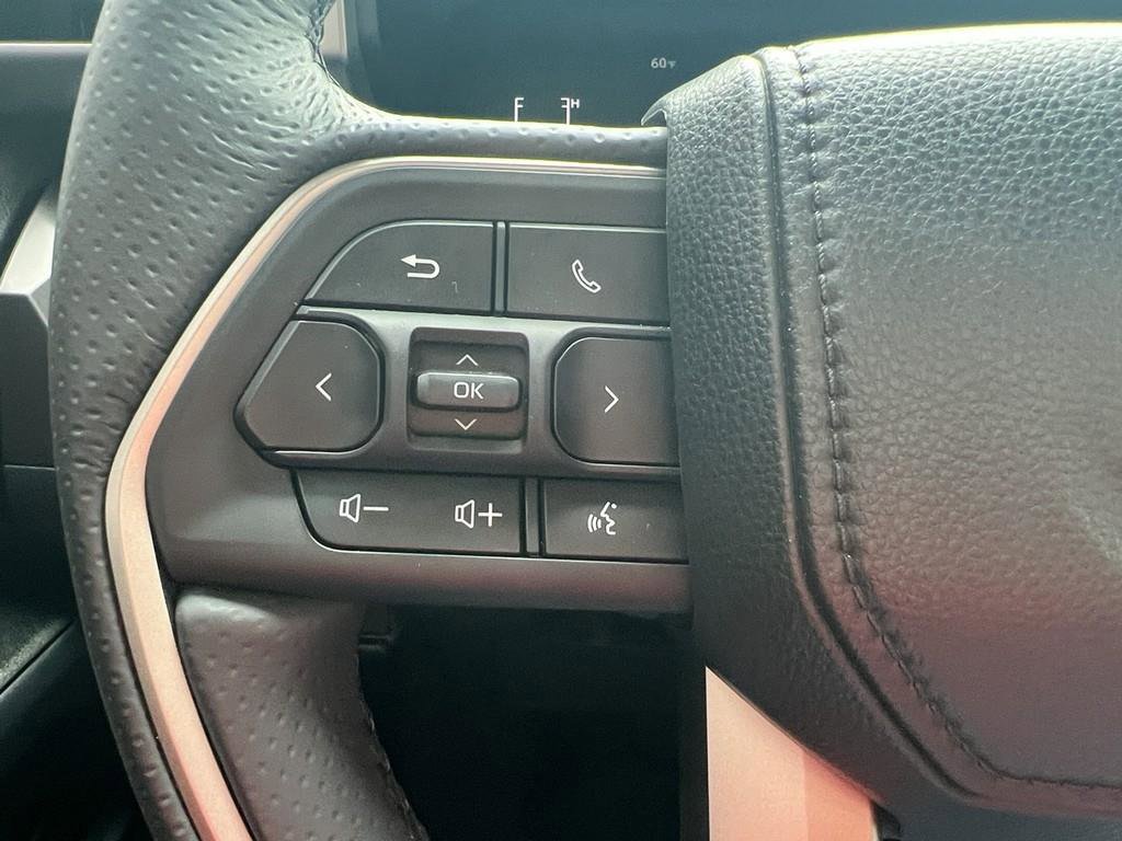 Used 2025 Toyota 4Runner SR5 image 43