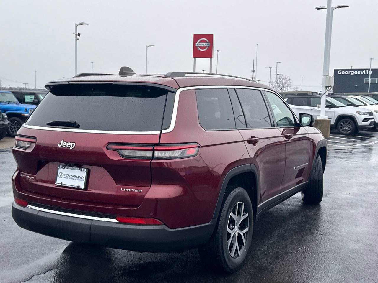 Used 2023 Jeep Grand Cherokee L Limited image 3