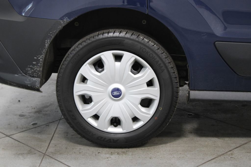 Used 2020 Ford Transit Connect XL image 13