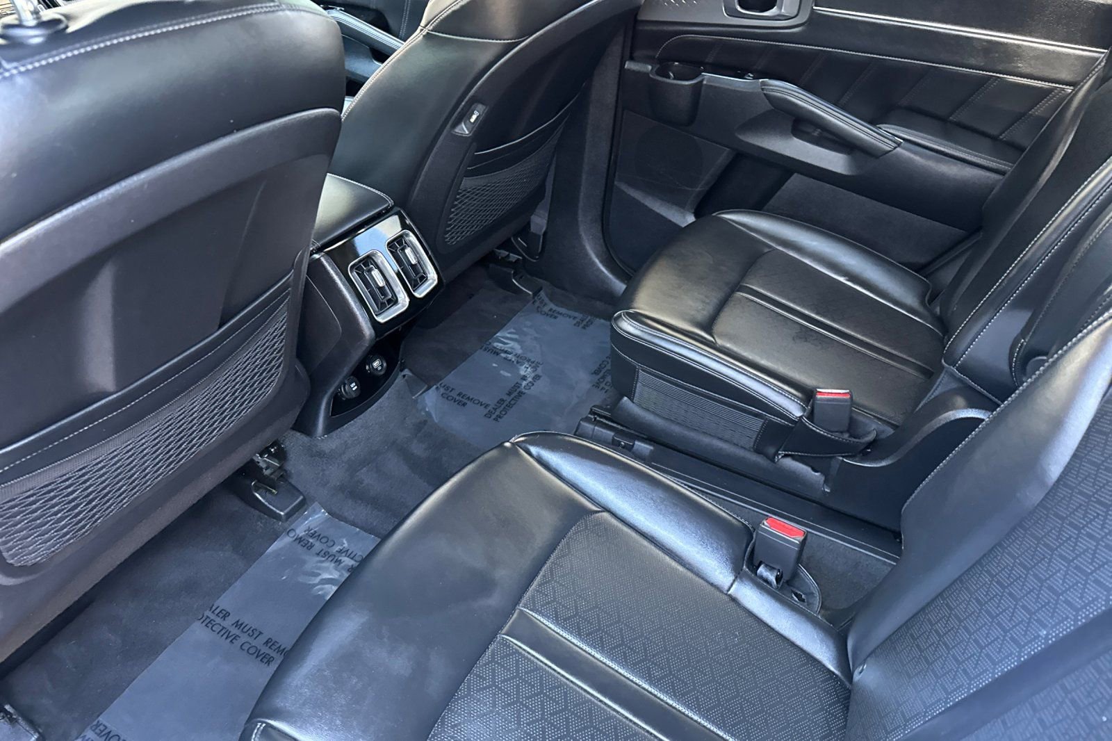 Used 2022 Kia Sorento SX image 11