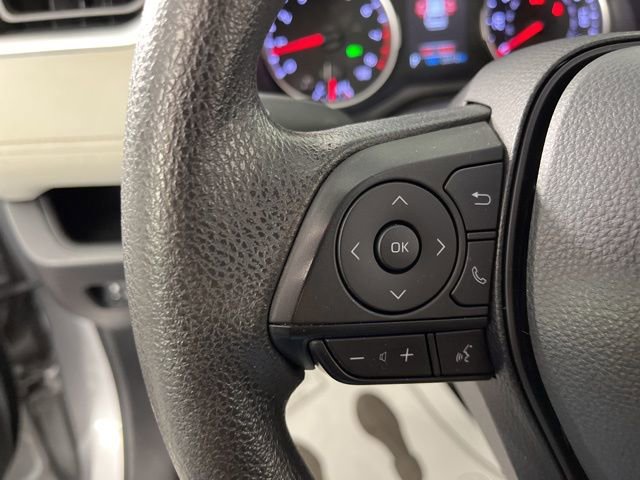 Used 2022 Toyota RAV4 XLE image 23