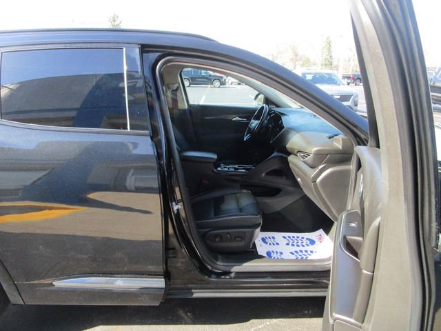 Used 2021 Buick Envision Essence w/ Technology Package I image 25