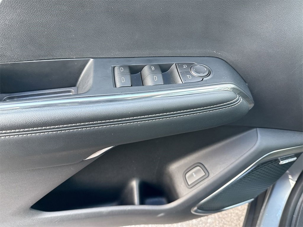 Used 2024 GMC Acadia Elevation w/ Luxury Package image 9